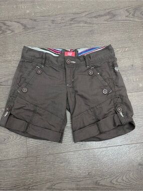 Aritzia TNA Low rise linen blend utility Button Detail Cargo like style Shorts